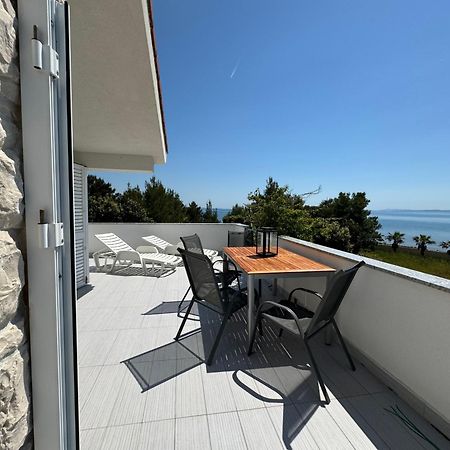 Mirakul Apartments Vir Dış mekan fotoğraf