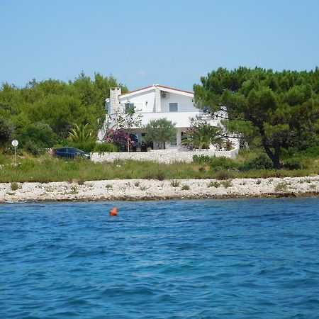 Mirakul Apartments Vir Dış mekan fotoğraf