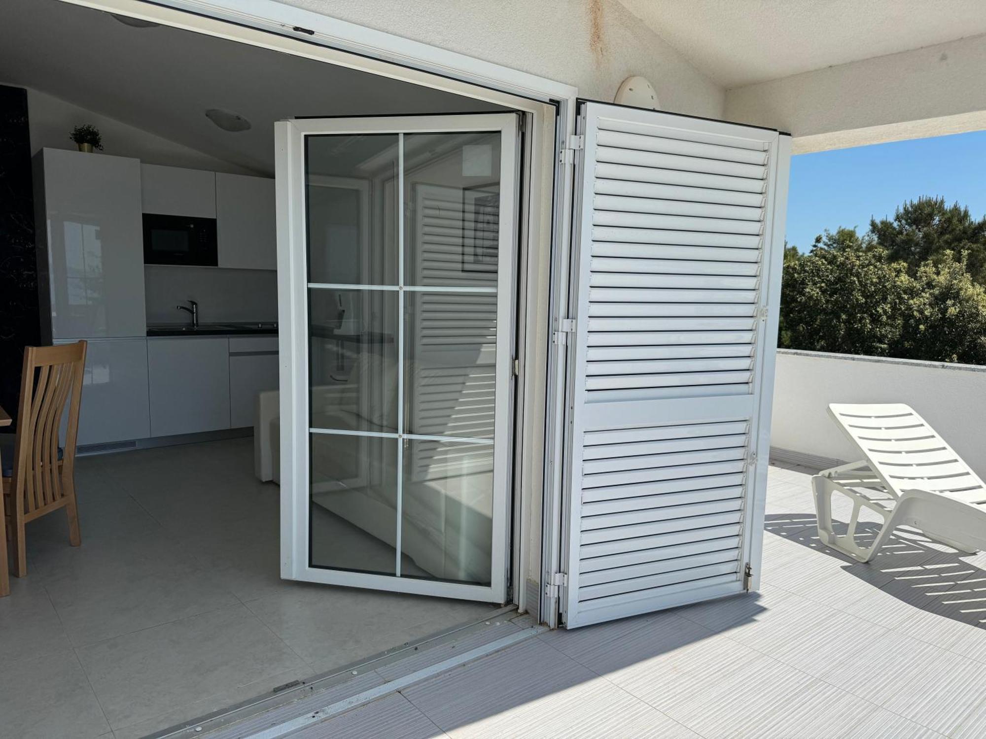 Mirakul Apartments Vir Dış mekan fotoğraf