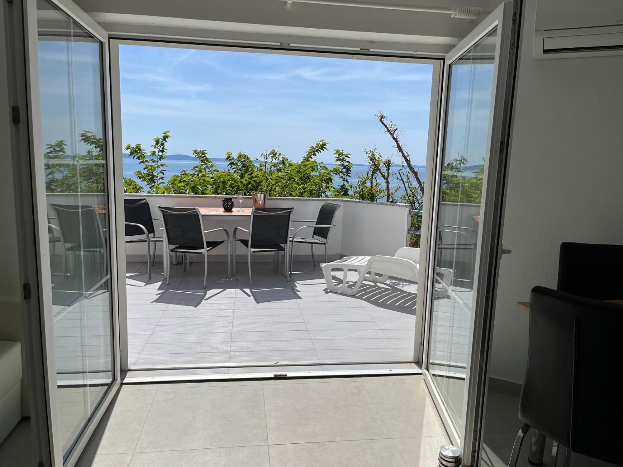 Mirakul Apartments Vir Dış mekan fotoğraf