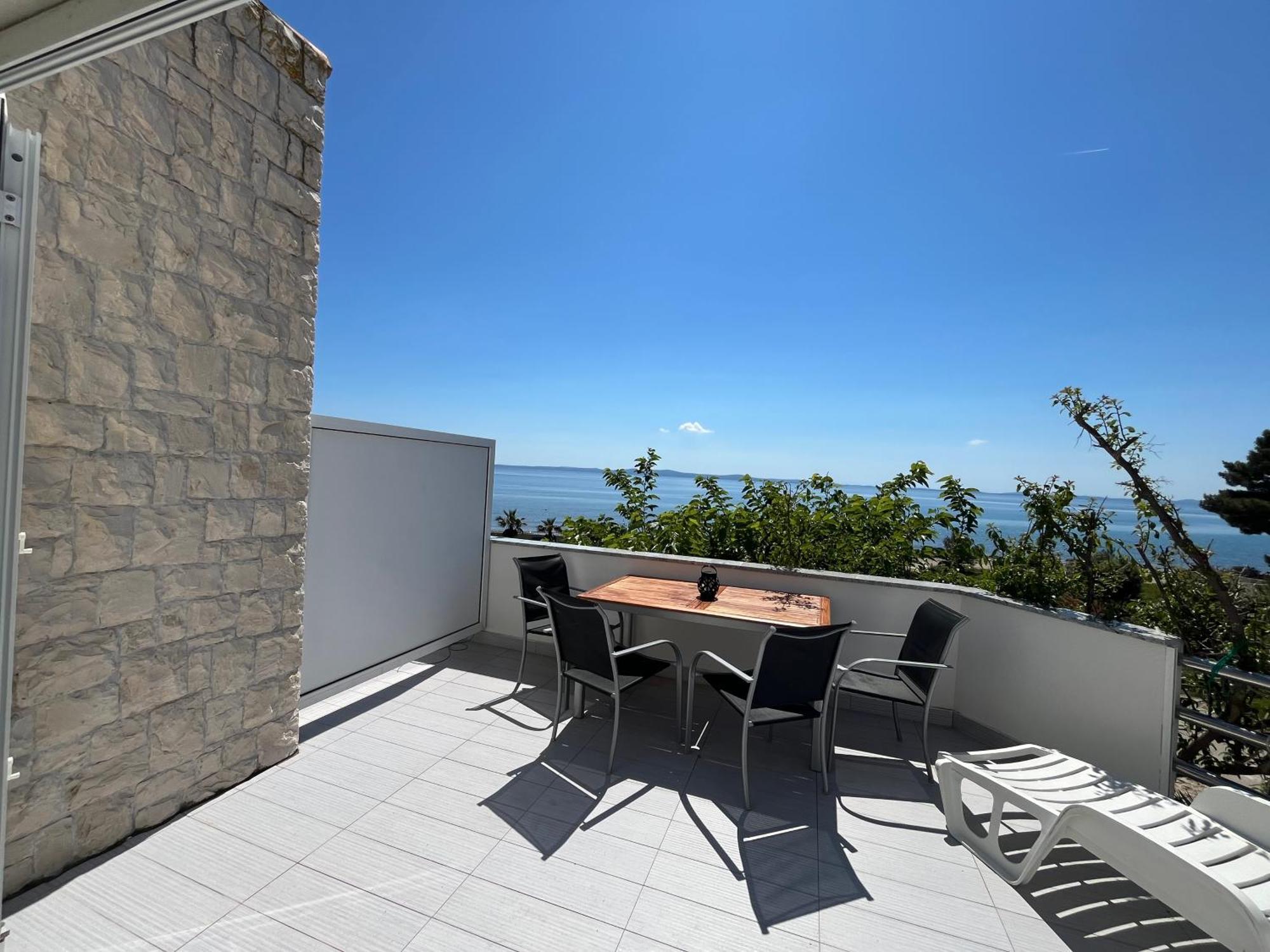 Mirakul Apartments Vir Dış mekan fotoğraf