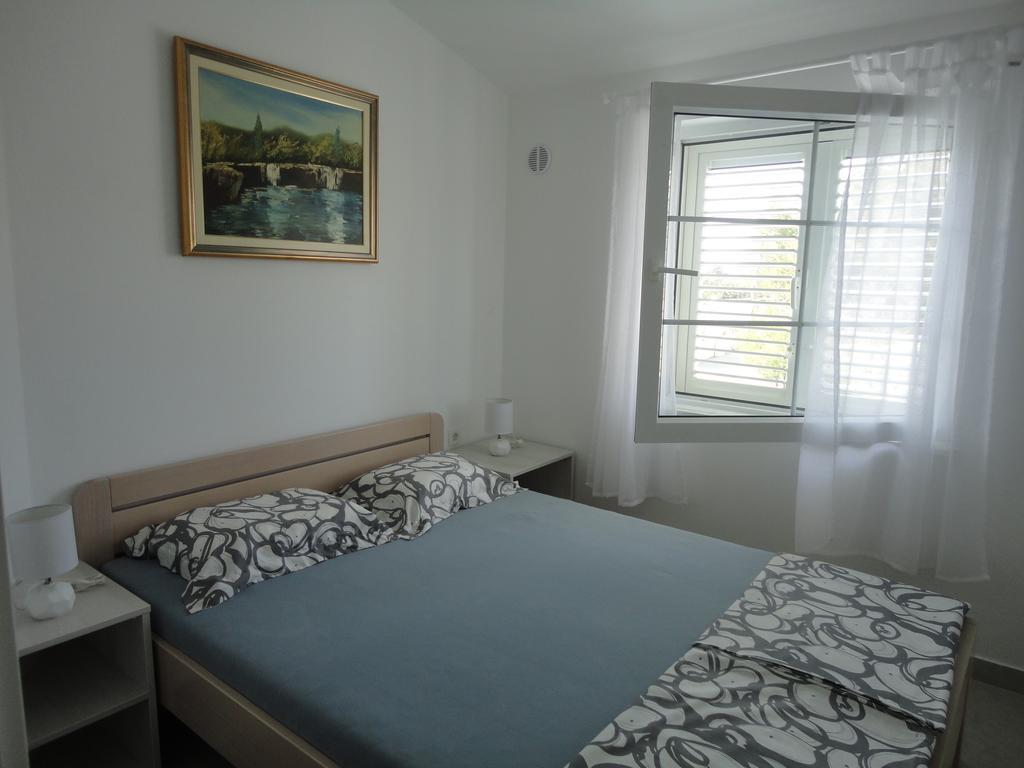 Mirakul Apartments Vir Dış mekan fotoğraf