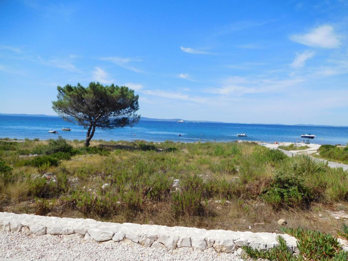 Mirakul Apartments Vir Dış mekan fotoğraf